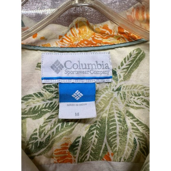 Columbia Men's Short Sleeve Button Up‎ Size Medium - Picture 2 of 4